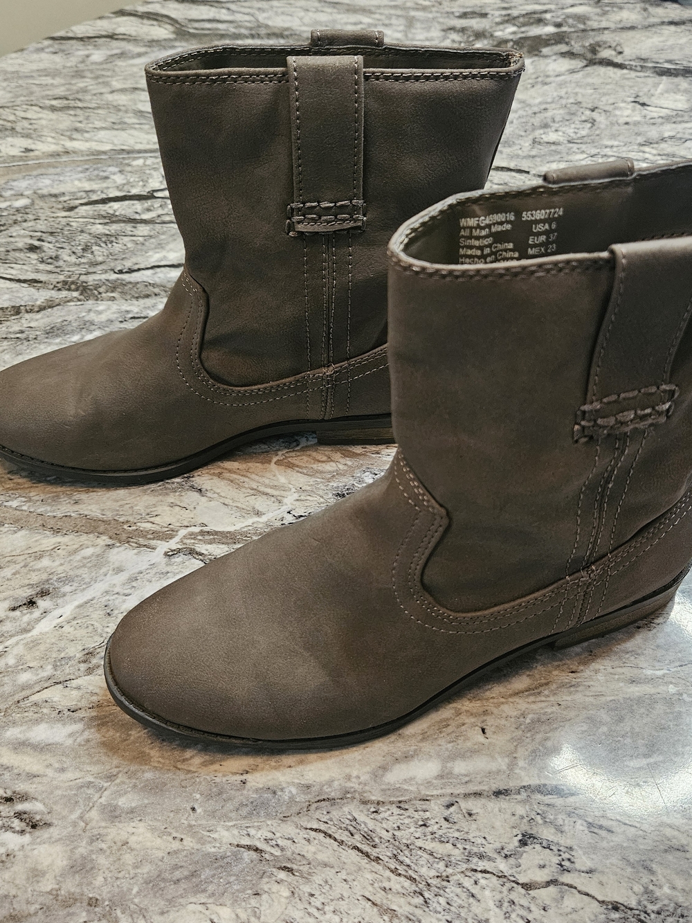 Aeropostale Brown Kids Mid-Calf Boots